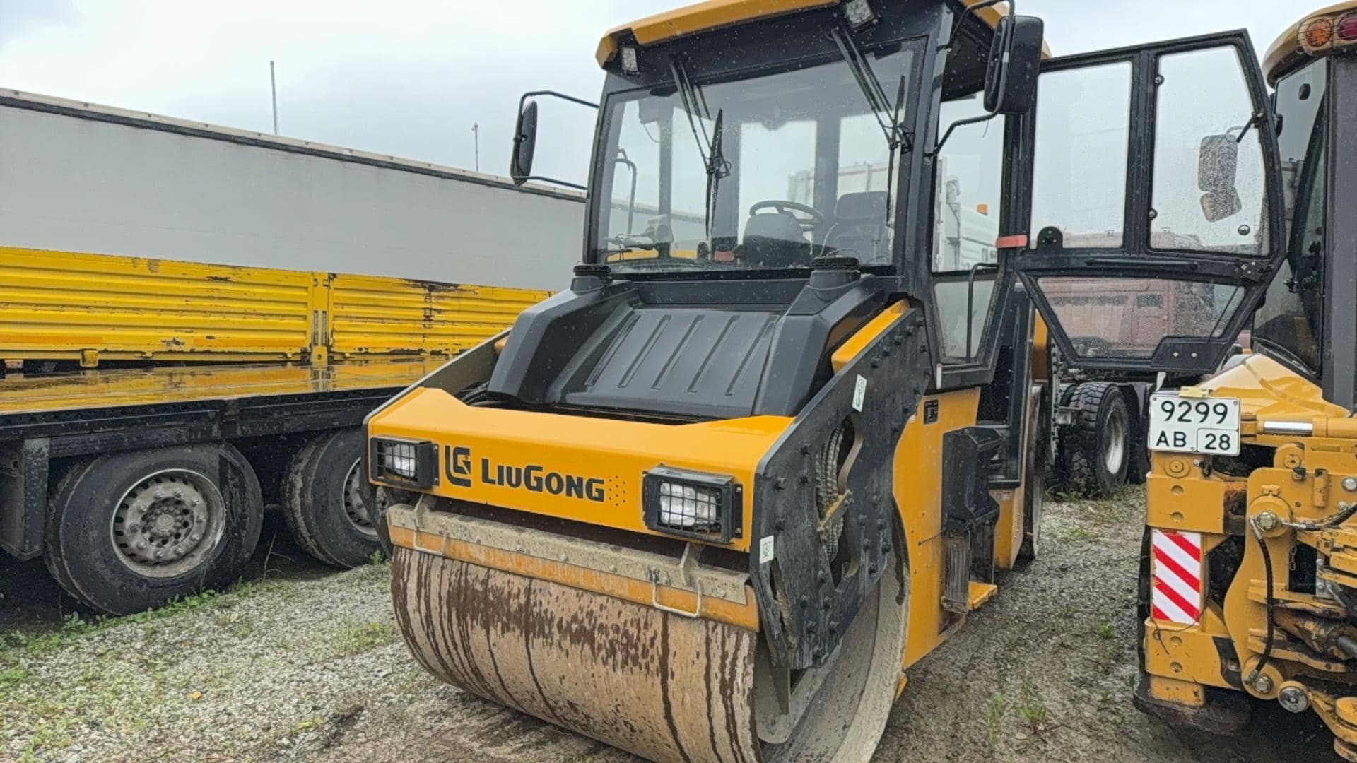 LiuGong CLG6210E