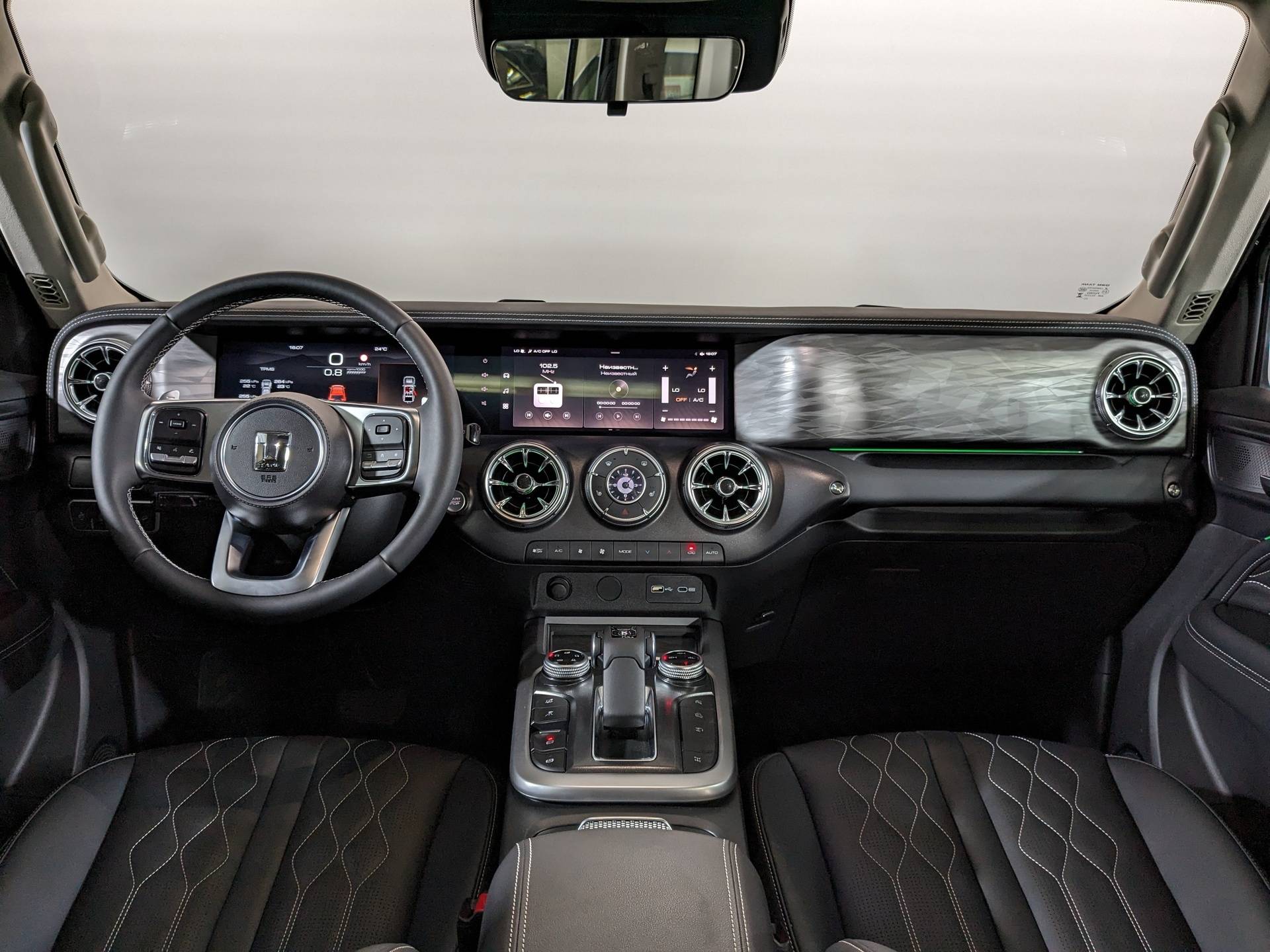 Tank 300 Adventure 2.0 8AT 4WD