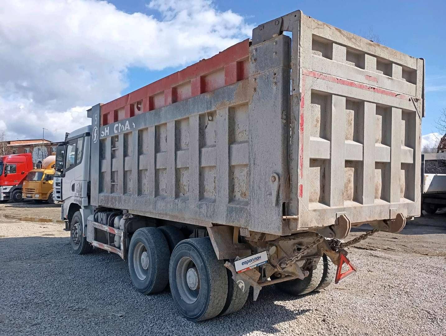 Shacman SX32586V384,  200 921 км, 2022 года в лизинг
