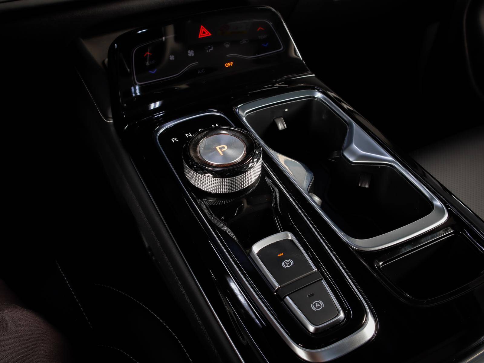 JAC JS6 Luxury
