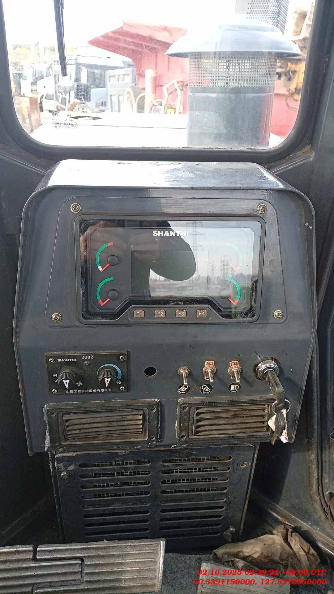 Shantui SD32,  11 255 км, 2022 года в лизинг