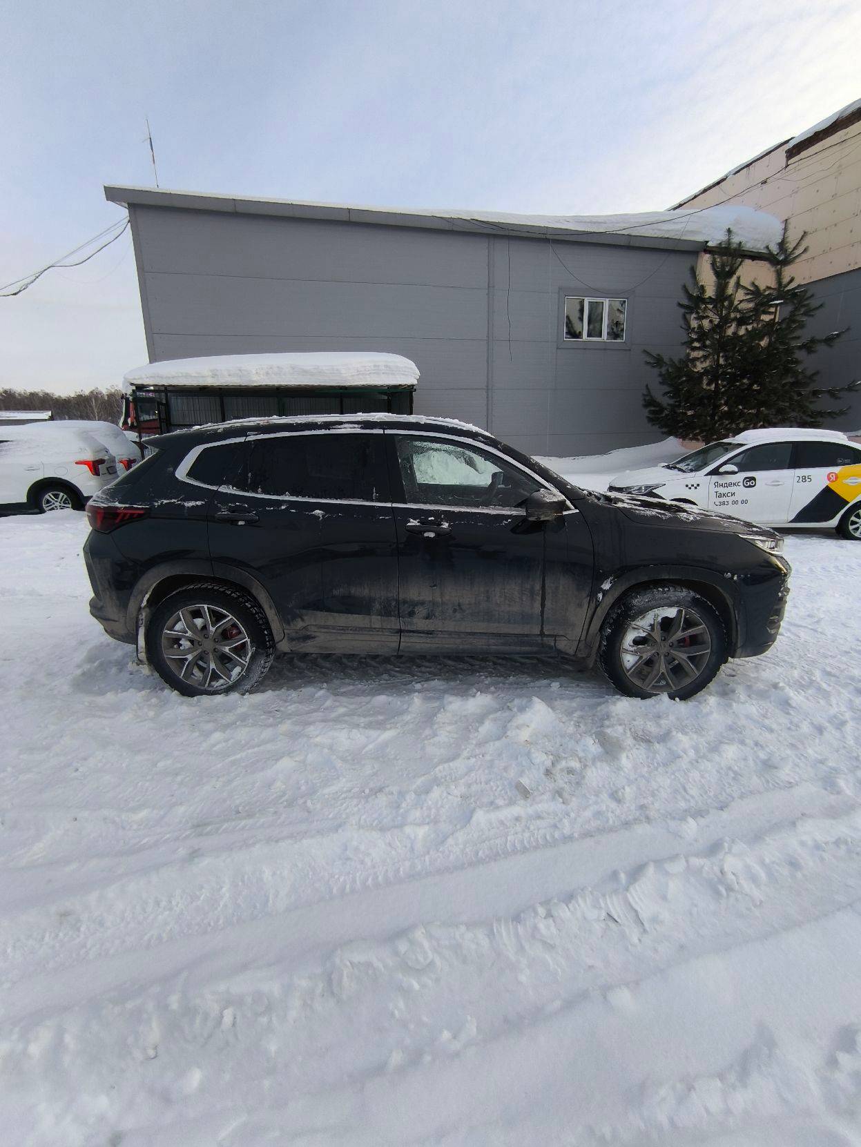 EXEED LX,  30 383 км, 2023 года в лизинг