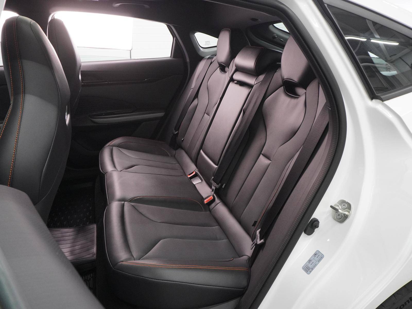 Changan Uni-V 1.5 7DCT Tech  