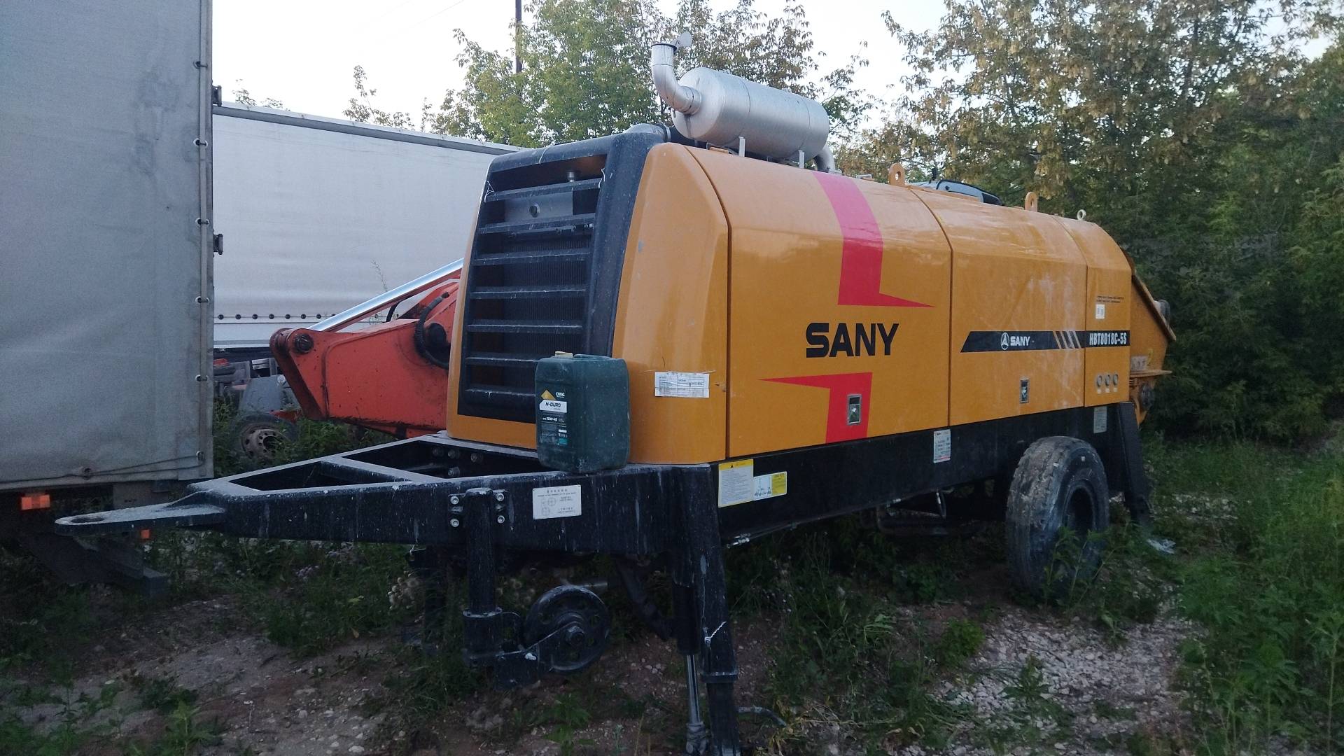 SANY HBT8018C-5S самоходный бетононасос прицепной