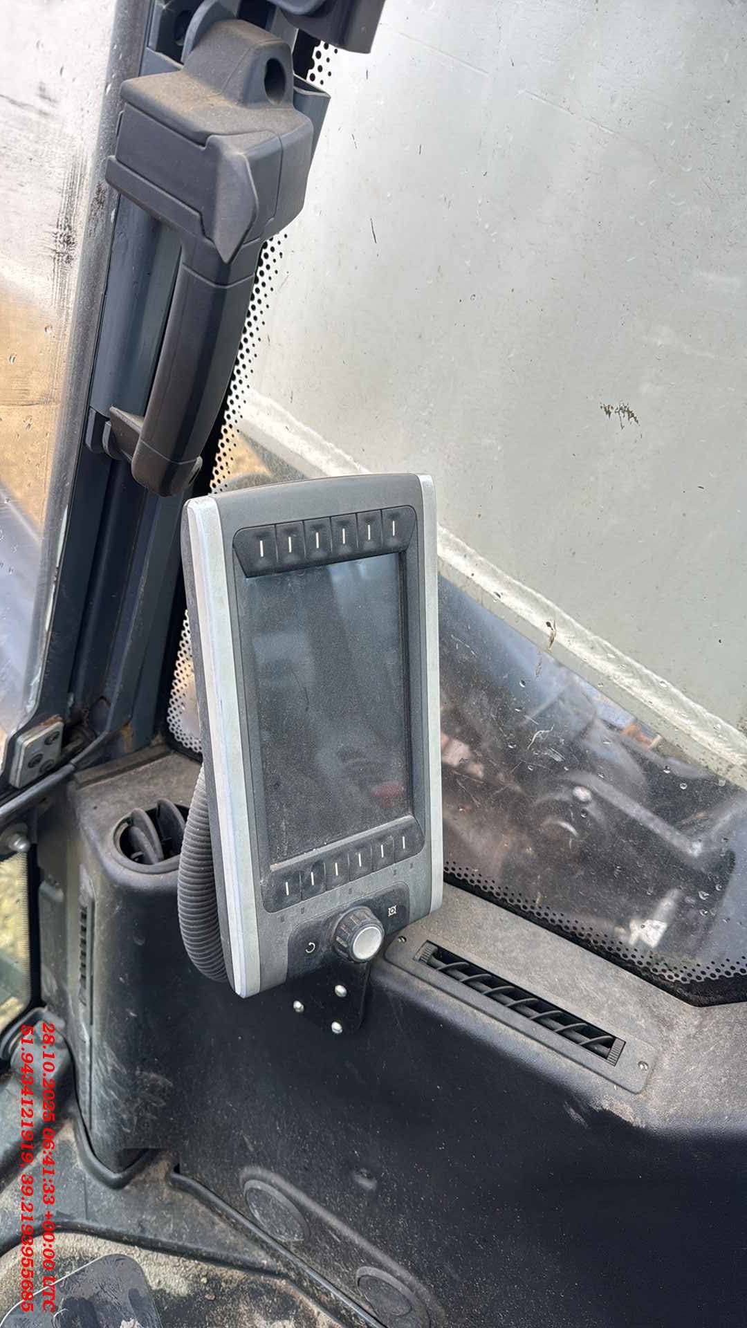 Тверской экскаватор TX270, 2017 года в лизинг