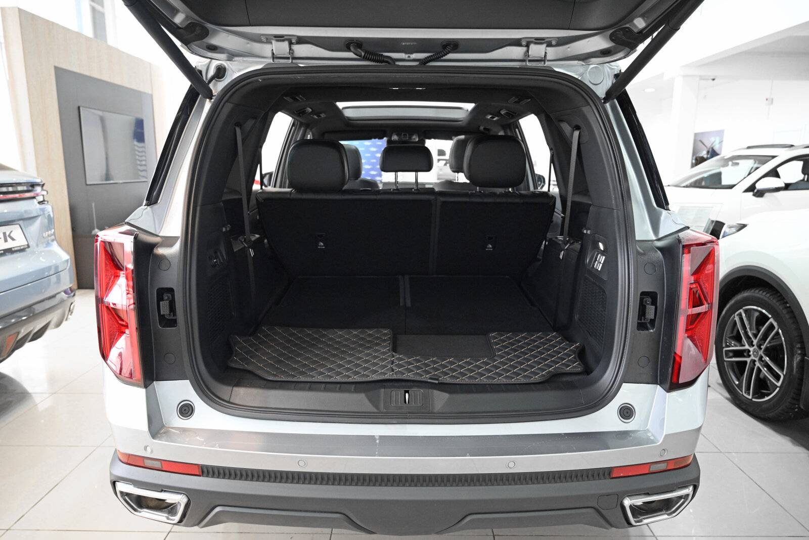 GAC GS8 GX Premium 2.0 8AT 4WD