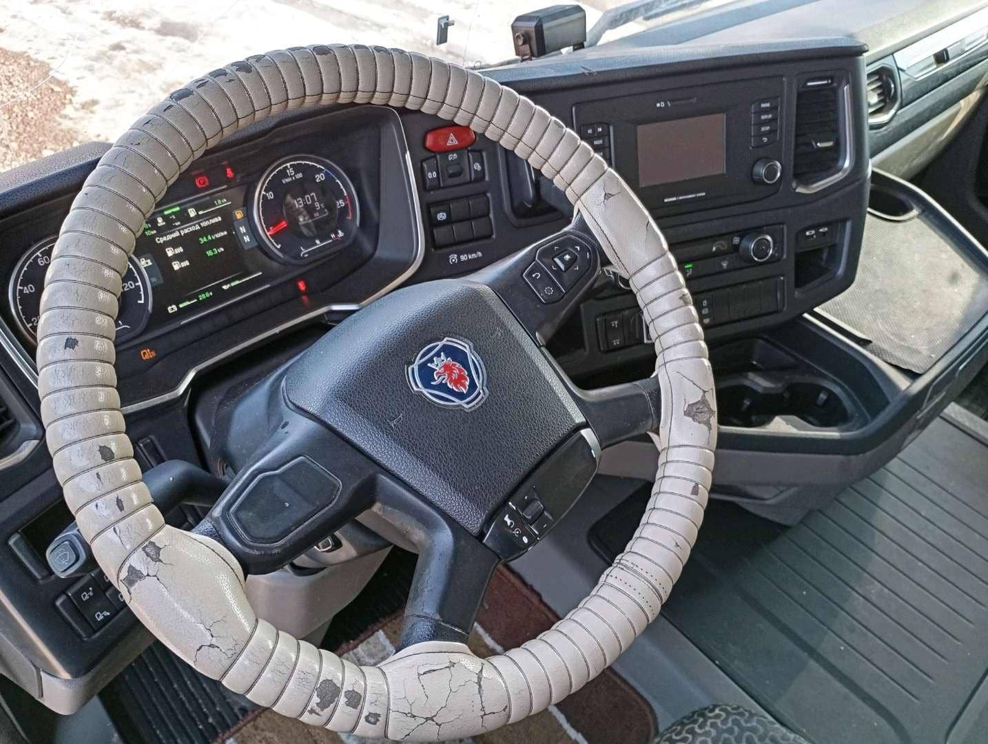 SCANIA R 500 A6x2NA,  853 460 км, 2020 года в лизинг
