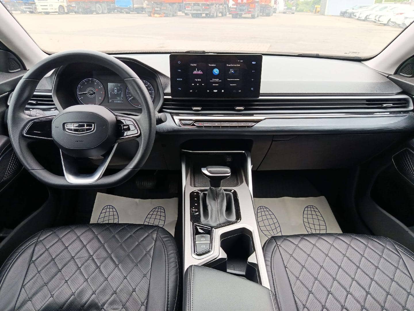 Geely Emgrand,  69 882 км, 2024 года в лизинг