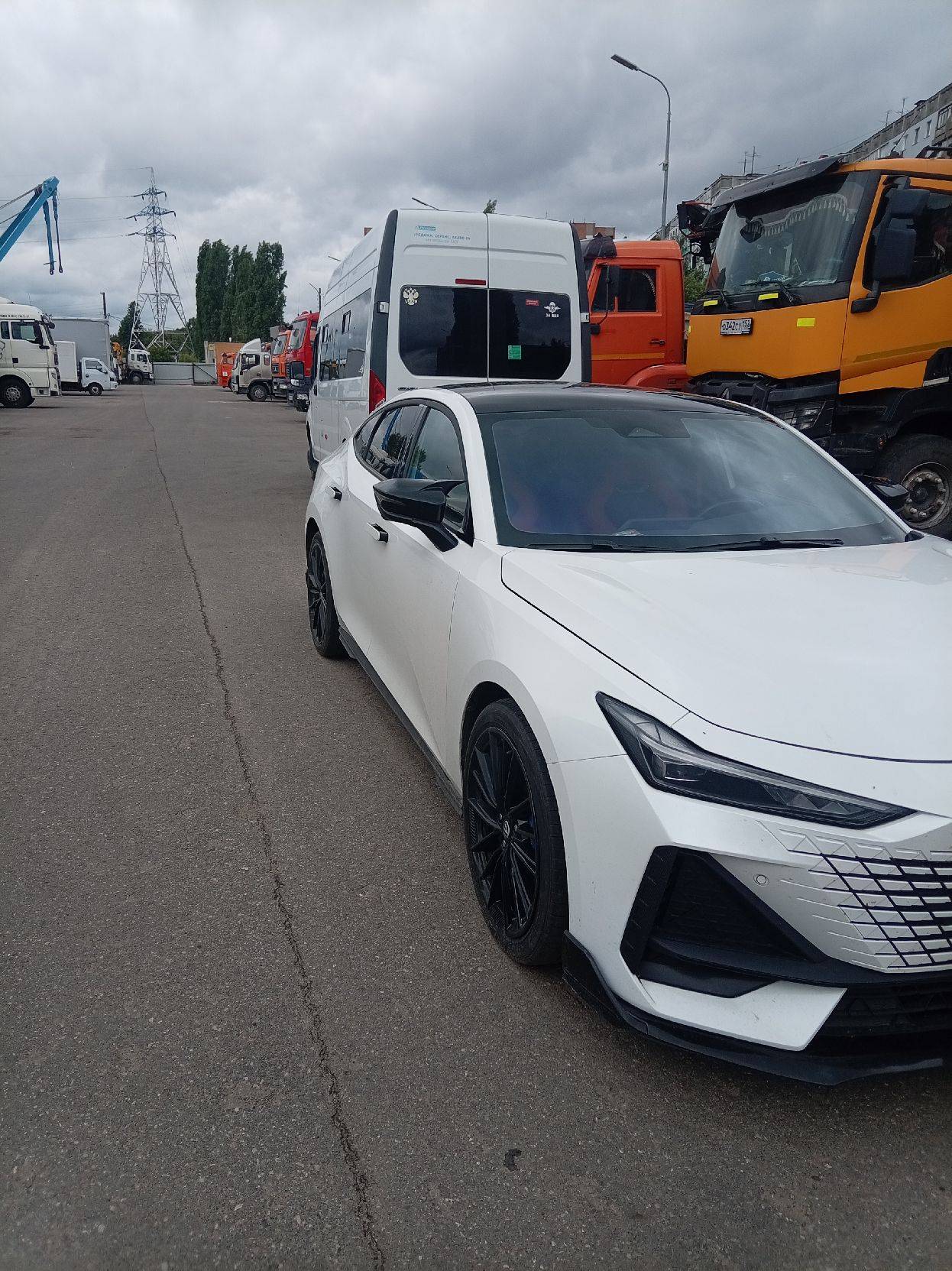 Changan Uni-V,  69 054 км, 2023 года в лизинг