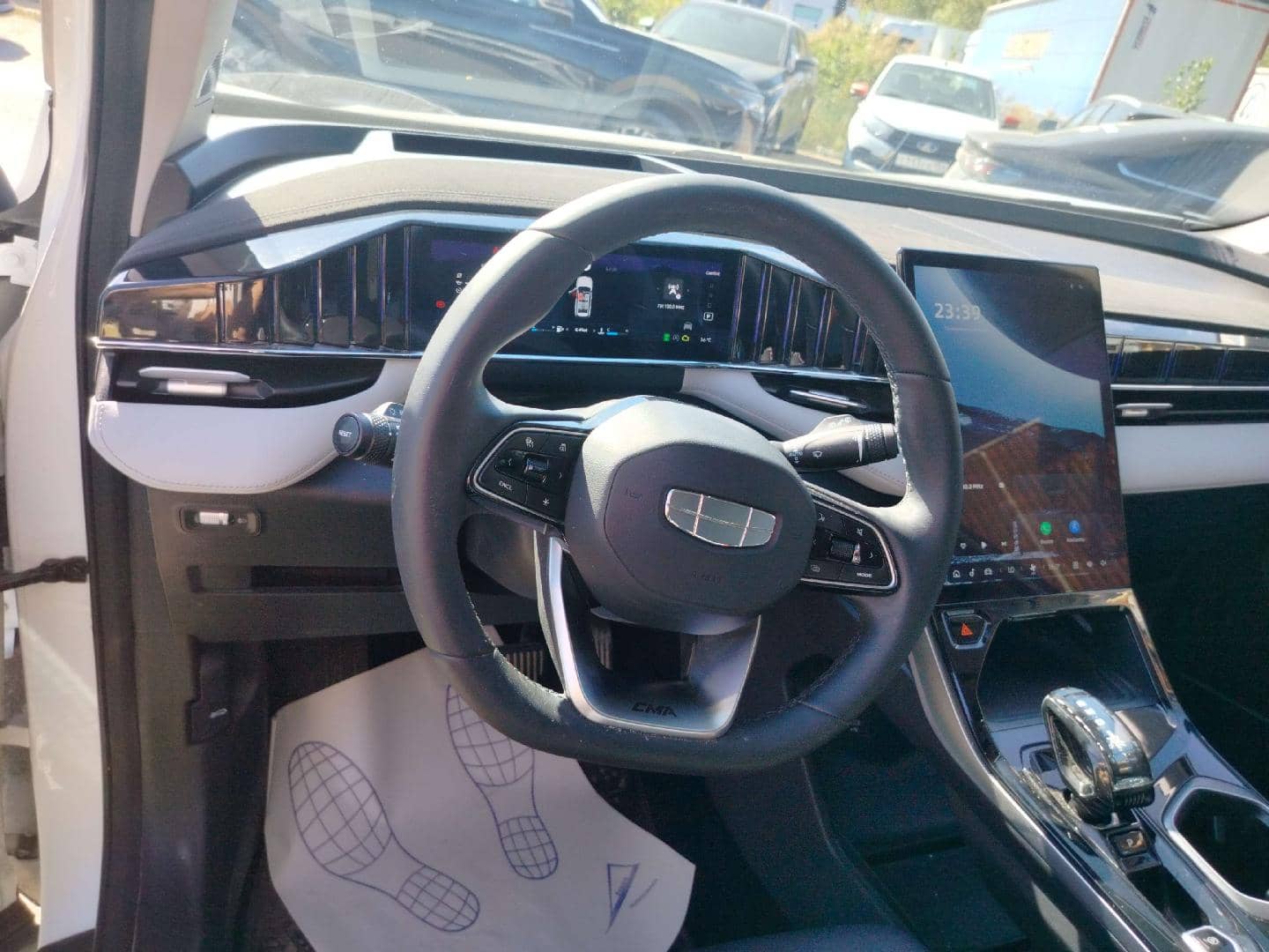Geely Atlas,  40 229 км, 2024 года в лизинг