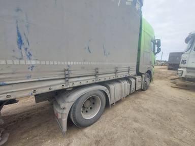 Shacman SX4188YY381