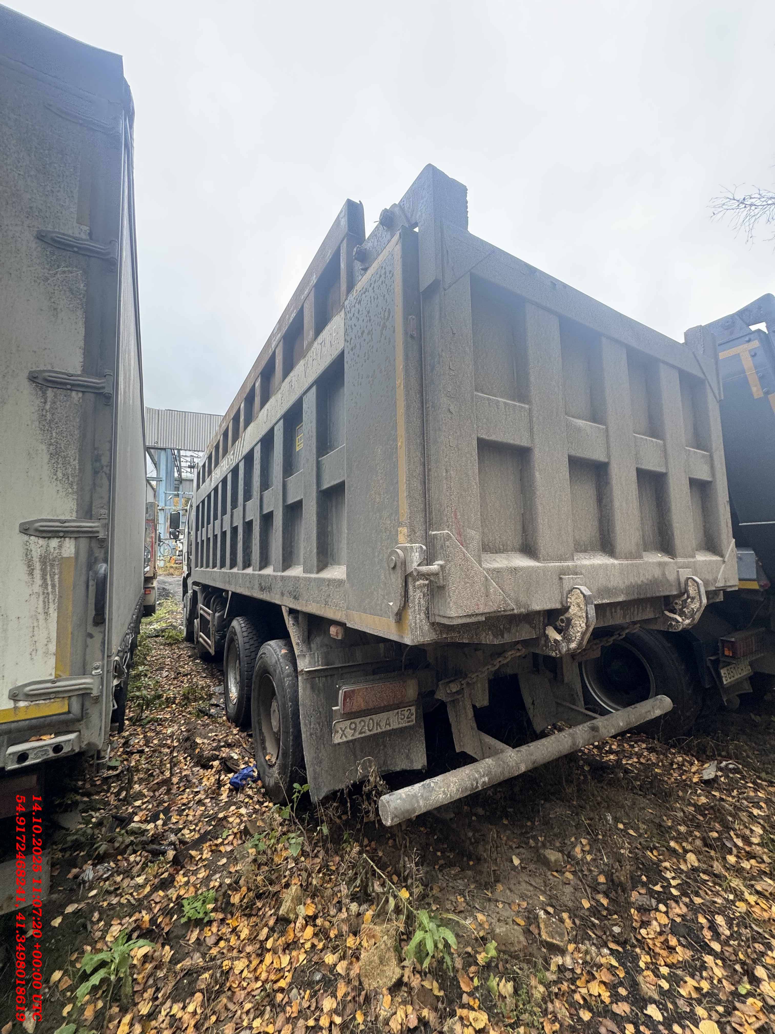 FAW CA3310P66K24T4E5 8х4,  348 657 км, 2022 года в лизинг