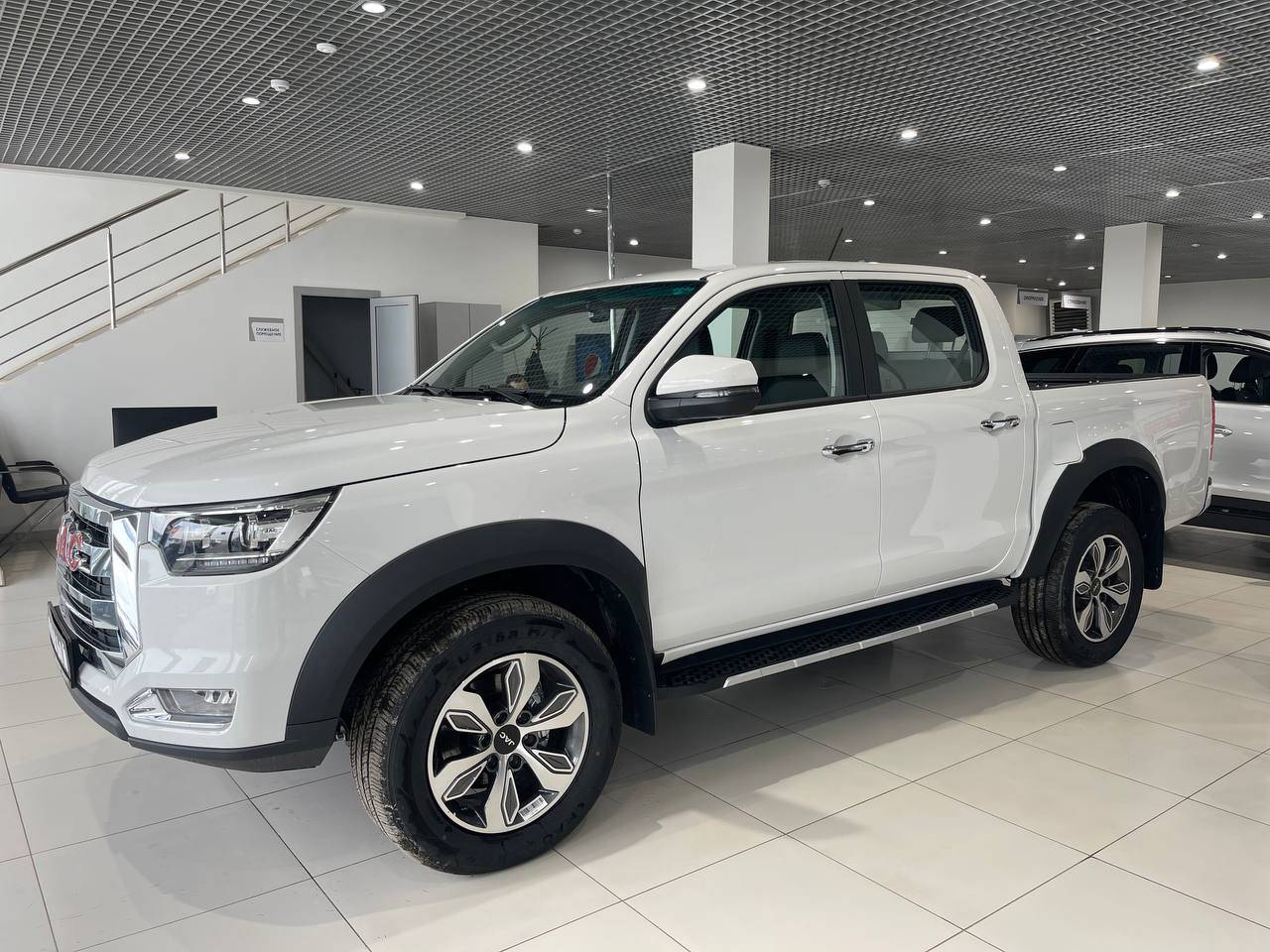 JAC T8 Full Extra 2.0T 6MT 4WD