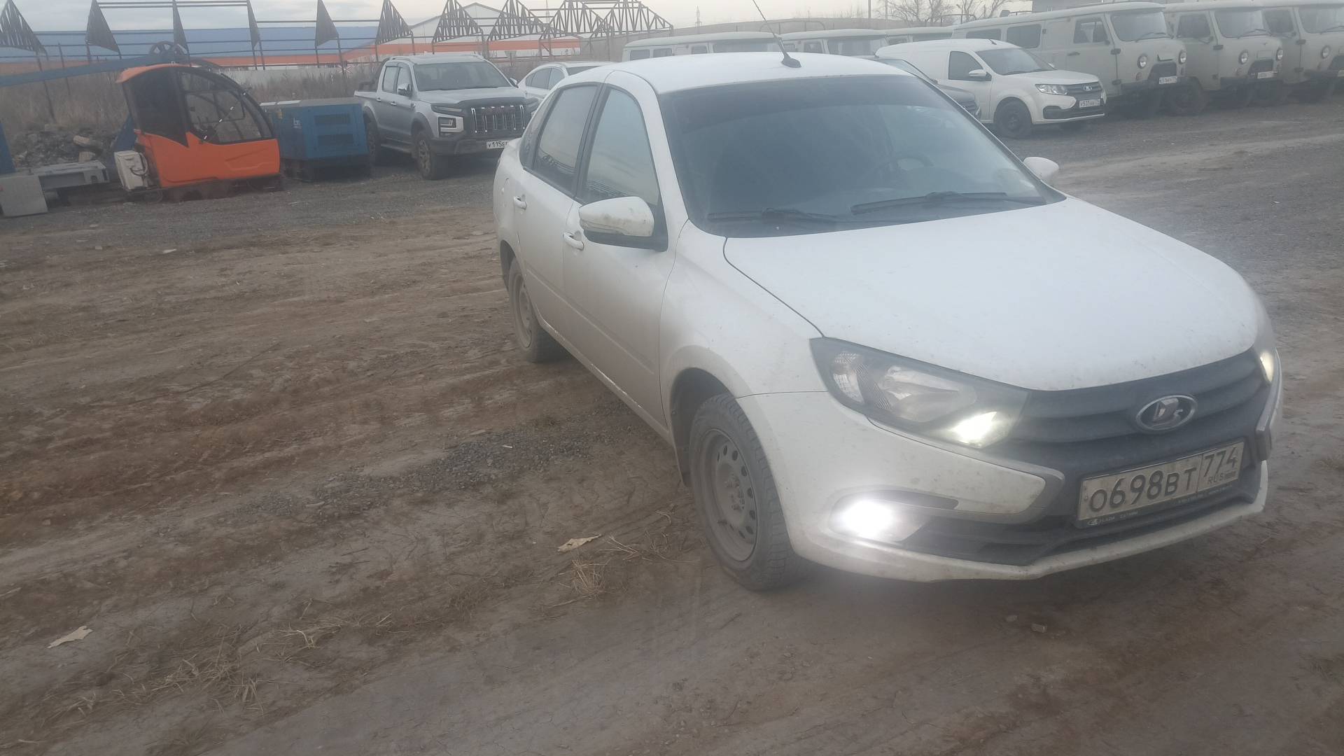 Lada Granta седан,  103 843 км, 2023 года в лизинг