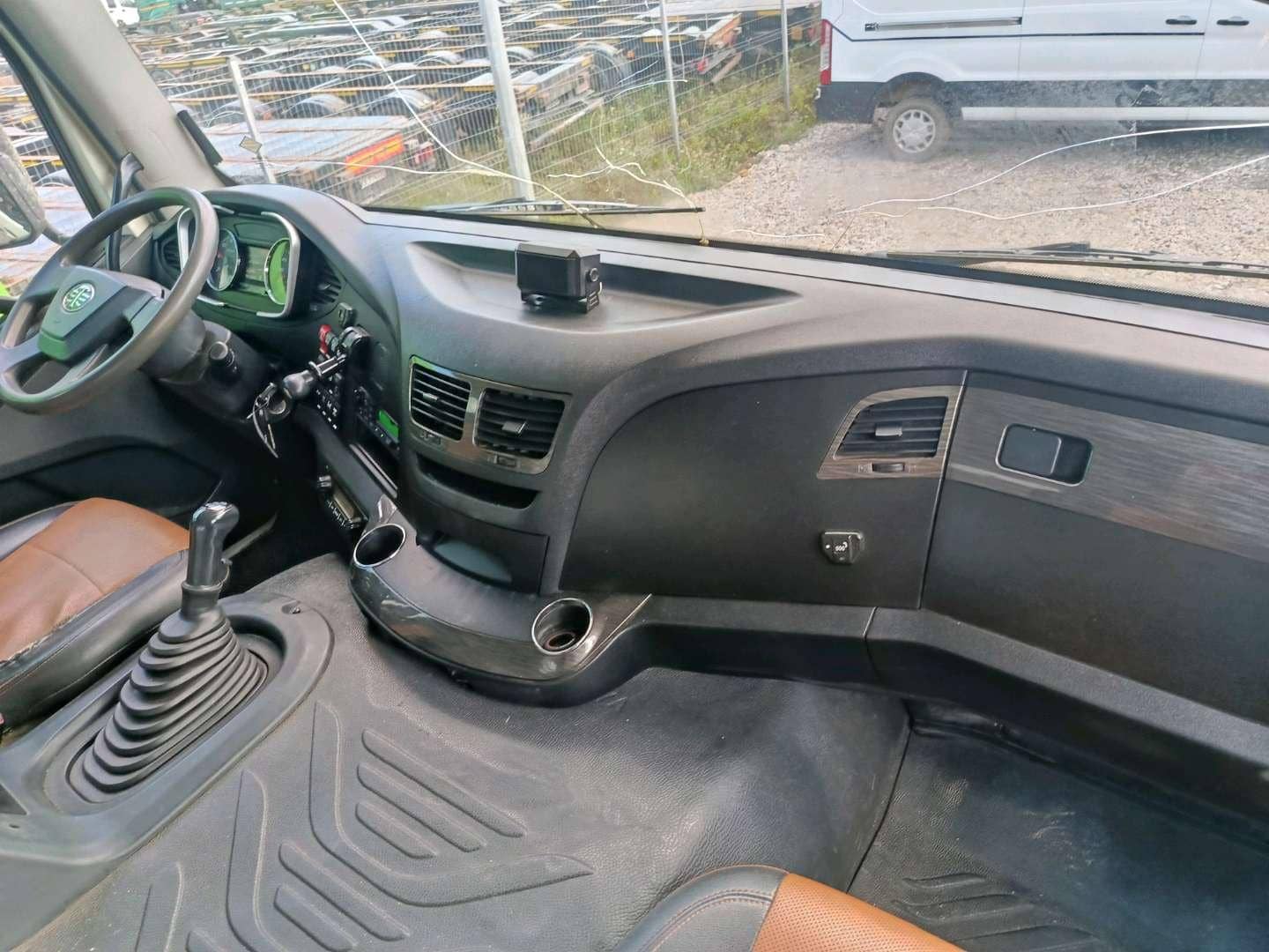 FAW CA3250P66K24L1TE5 6x6,  91 004 км, 2023 года в лизинг
