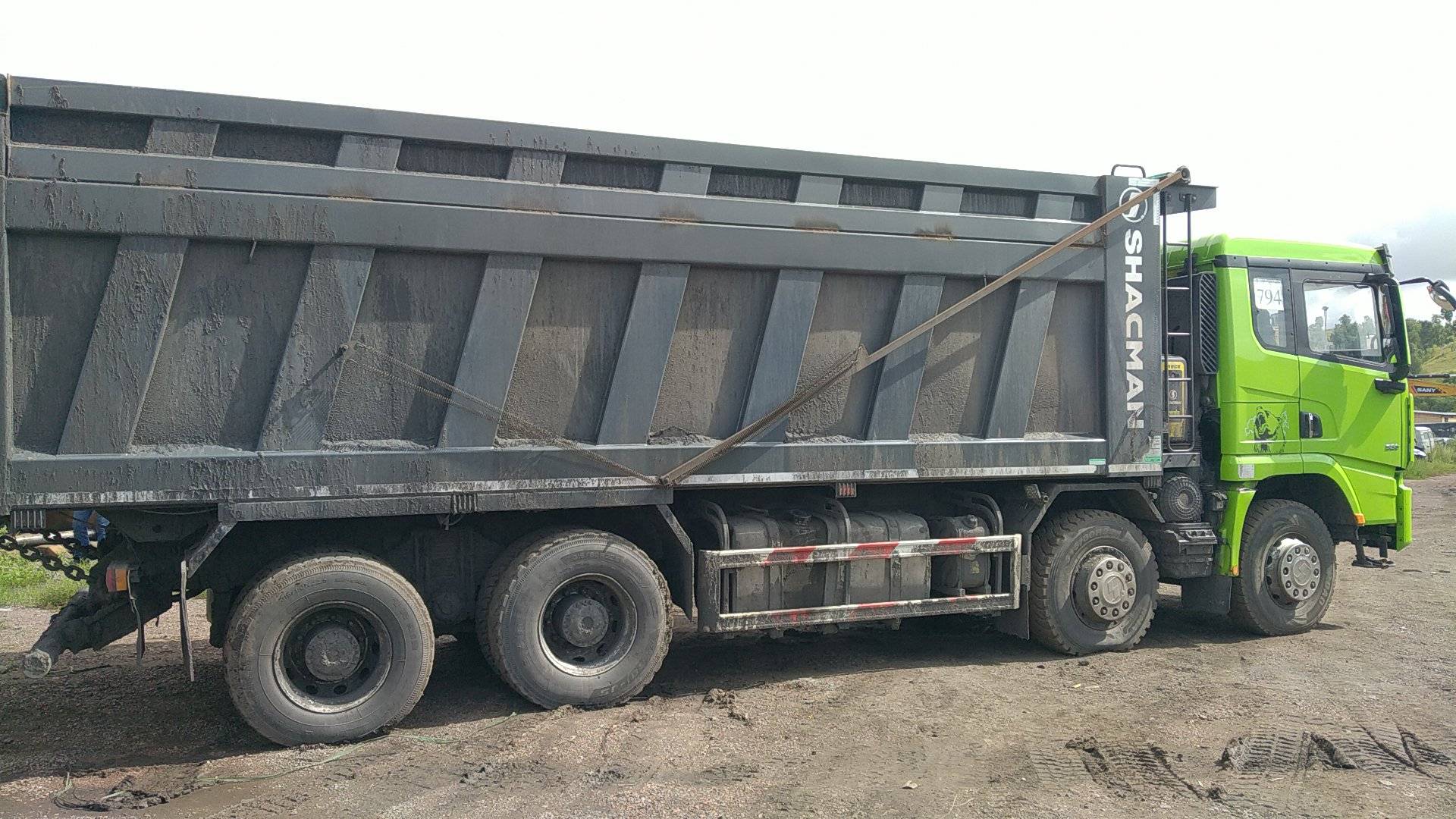 Shacman SX331863366,  95 403 км, 2024 года в лизинг