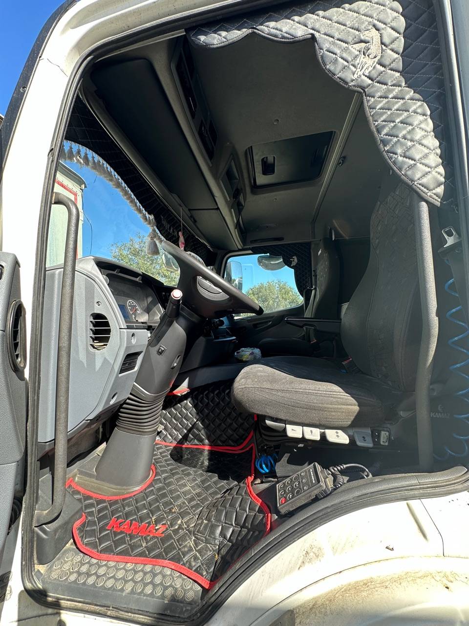 КАМАЗ 65208-87(S5),  382 466 км, 2021 года в лизинг