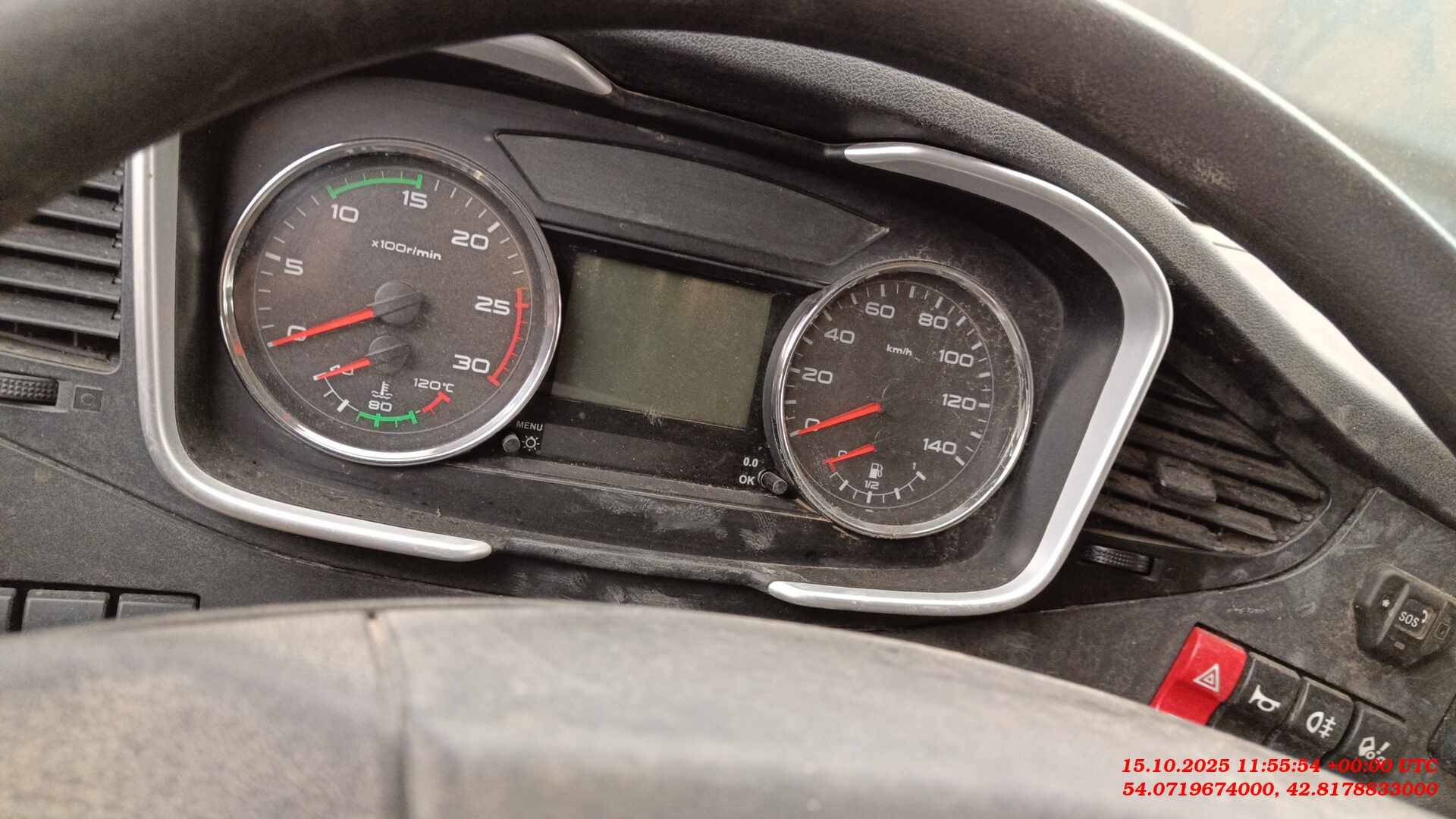 FAW CA3310P66K24T4E5 8х4,  140 685 км, 2023 года в лизинг