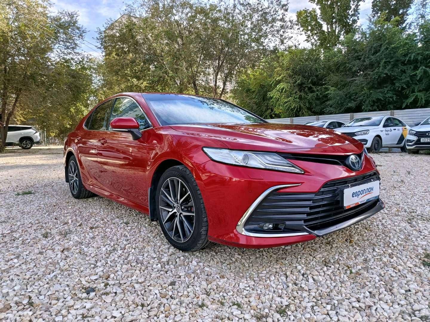 Toyota Camry,  98 589 км, 2021 года в лизинг