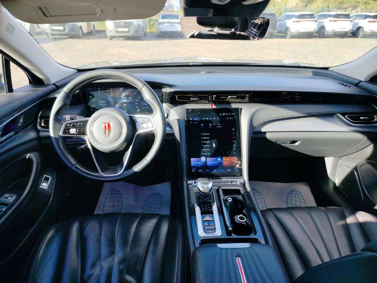 Hongqi H5,  256 010 км, 2024 года в лизинг