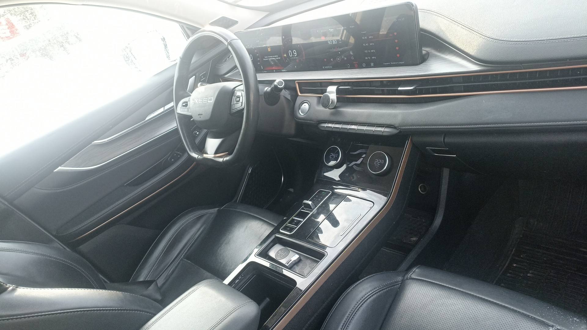 EXEED LX,  185 890 км, 2023 года в лизинг