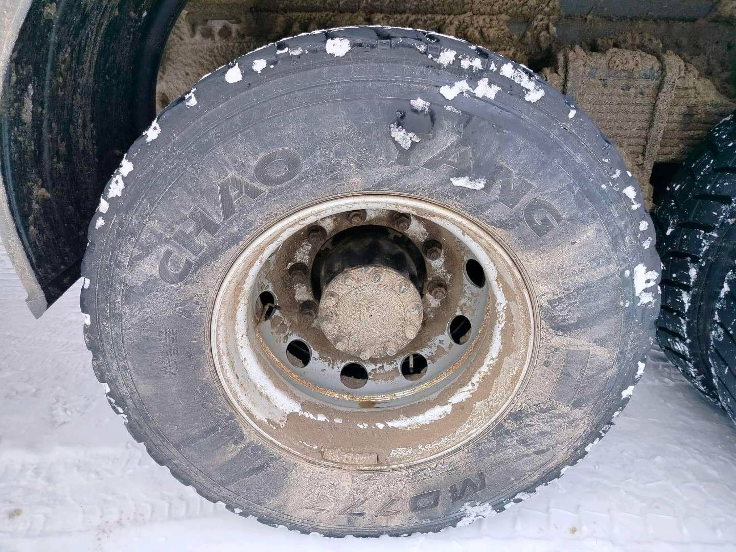 FAW CA3250P66K24T1E5 6х4,  108 419 км, 2023 года в лизинг