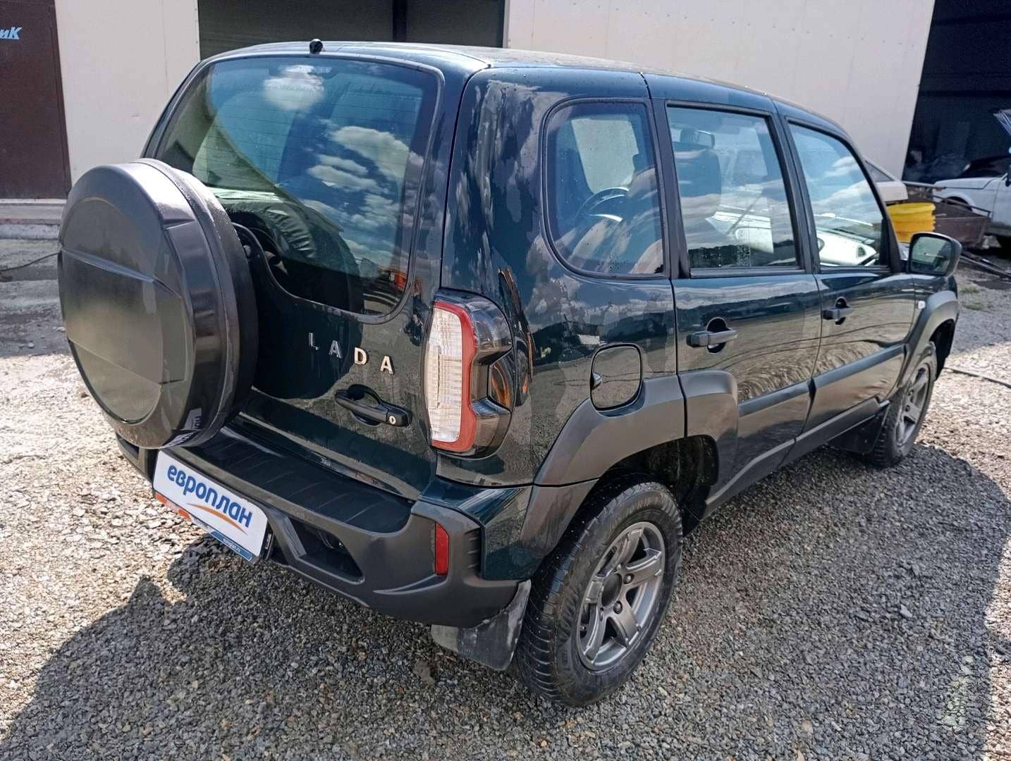Lada Niva Travel,  122 543 км, 2023 года в лизинг