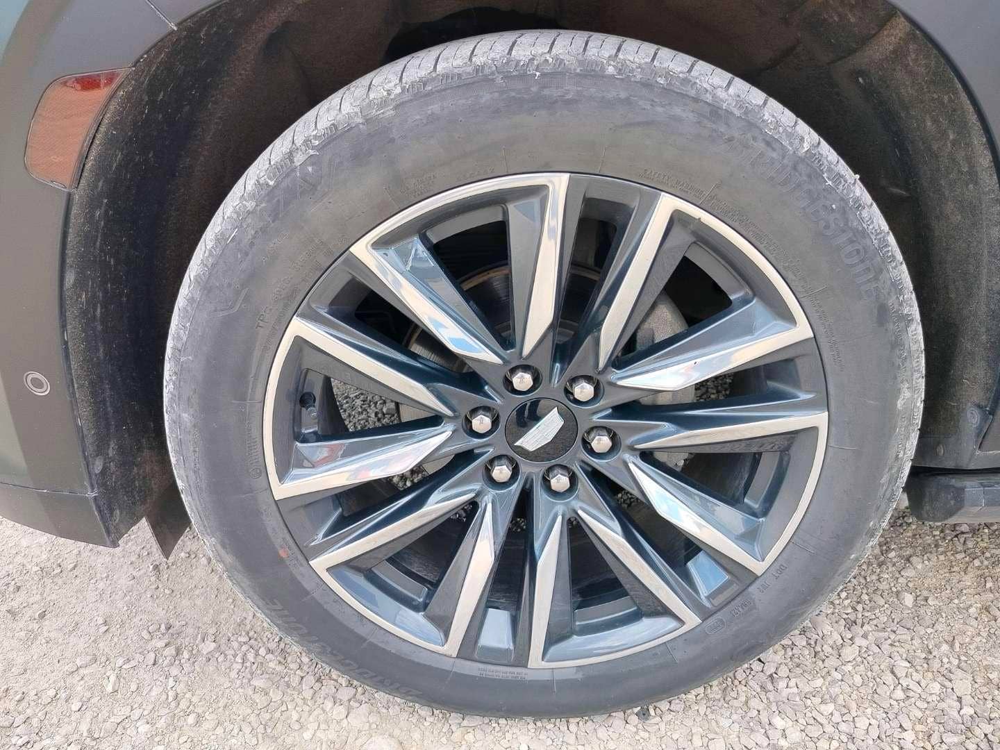 Cadillac Escalade,  85 718 км, 2023 года в лизинг