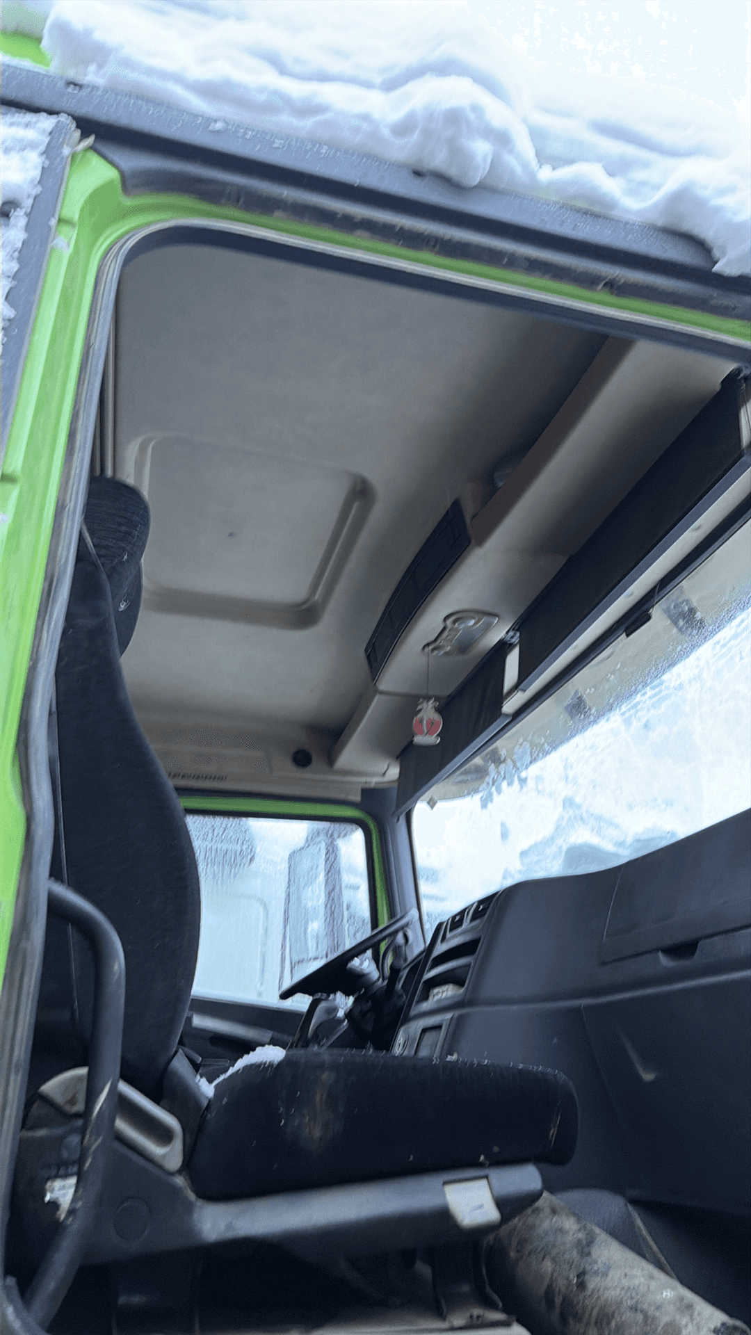 Shacman SX32586V385,  201 500 км, 2022 года в лизинг