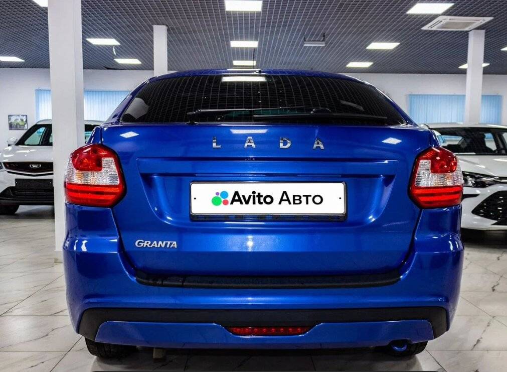 Lada Granta седан Комфорт 1.6 90 л.с. МТ (Comfort)