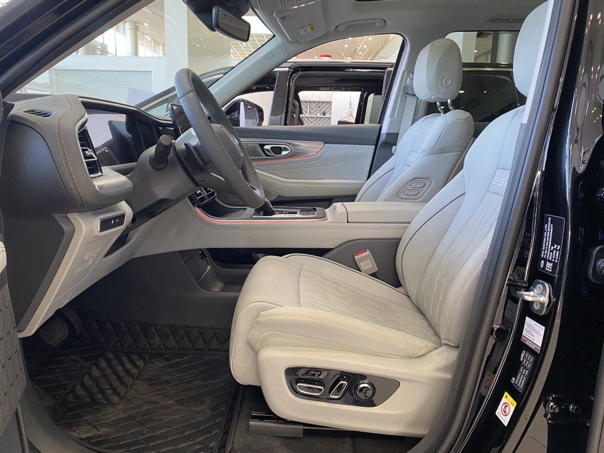 GAC GS8 GX Premium 2.0 8AT 4WD