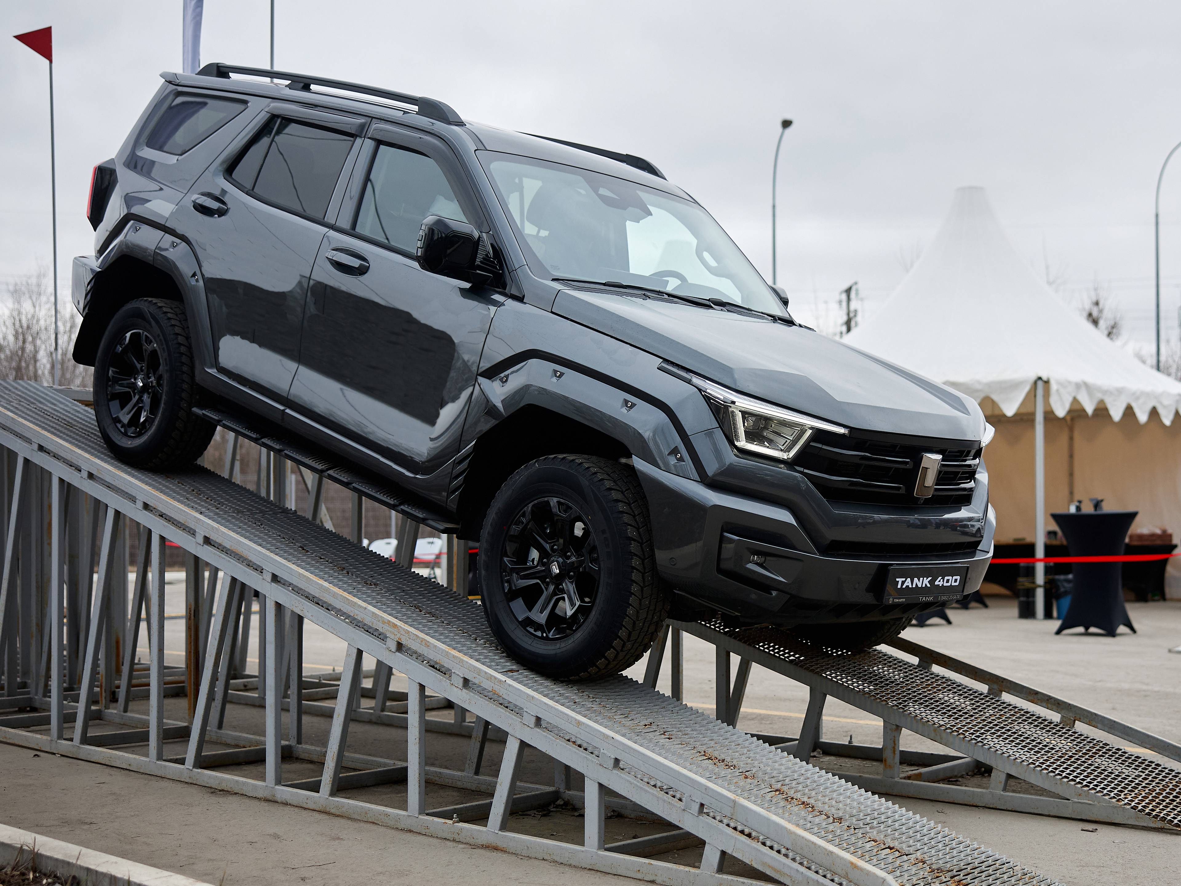 Tank 400 2.0T AT 4WD Premium