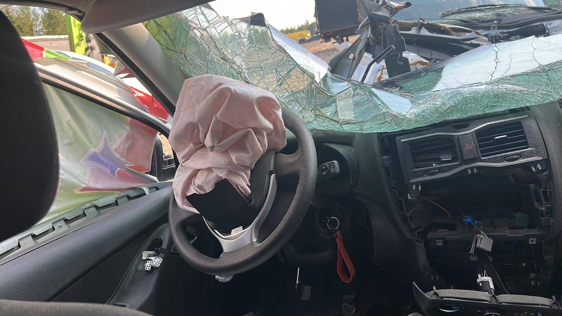 Lada Granta седан,  1 км, 2023 года