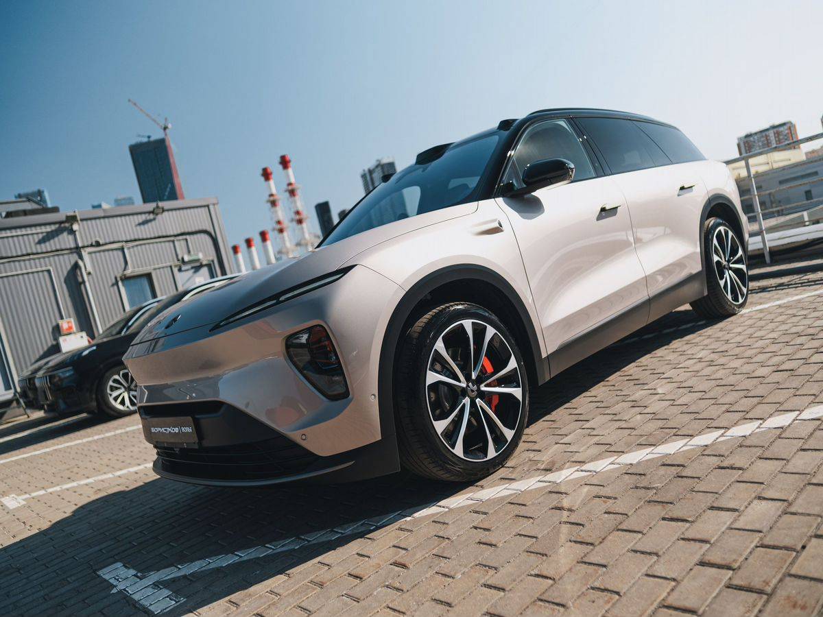 Nio ES8 100 kWh Signature Edition