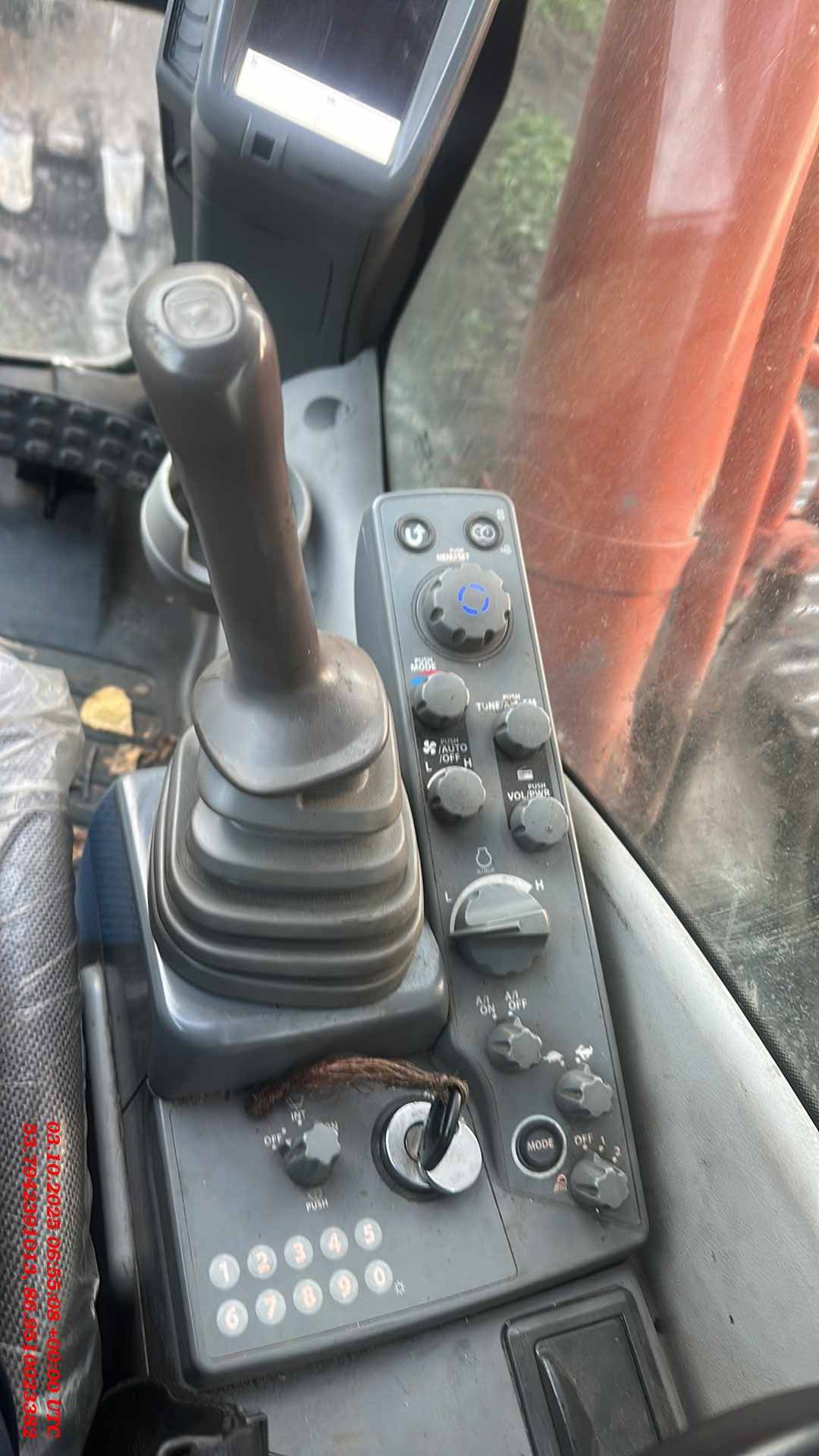 HITACHI ZX330-5A,  12 371 км, 2023 года в лизинг