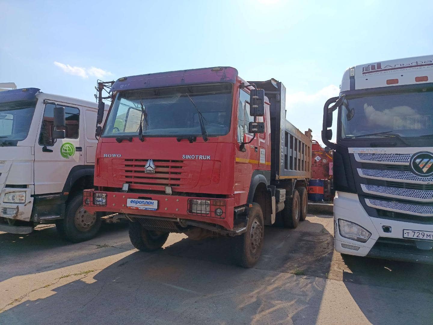 HOWO ZZ3327S3857E 6х6,  113 789 км, 2022 года в лизинг