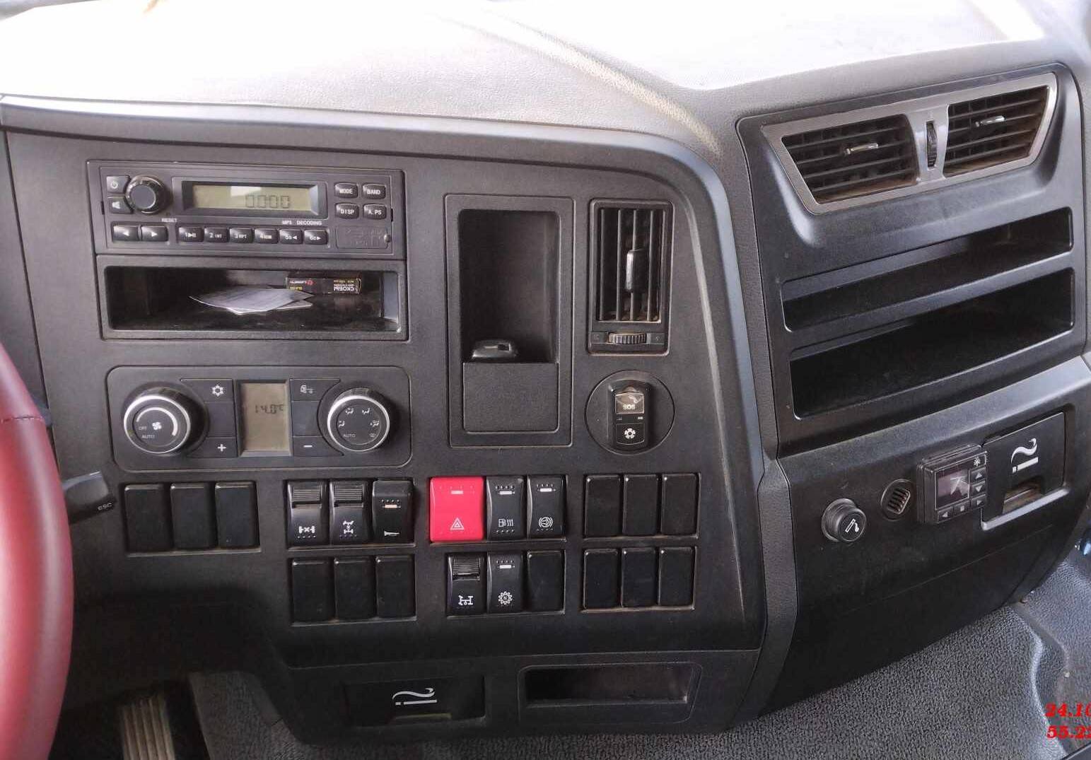 Shacman SX32586T384,  167 340 км, 2022 года в лизинг