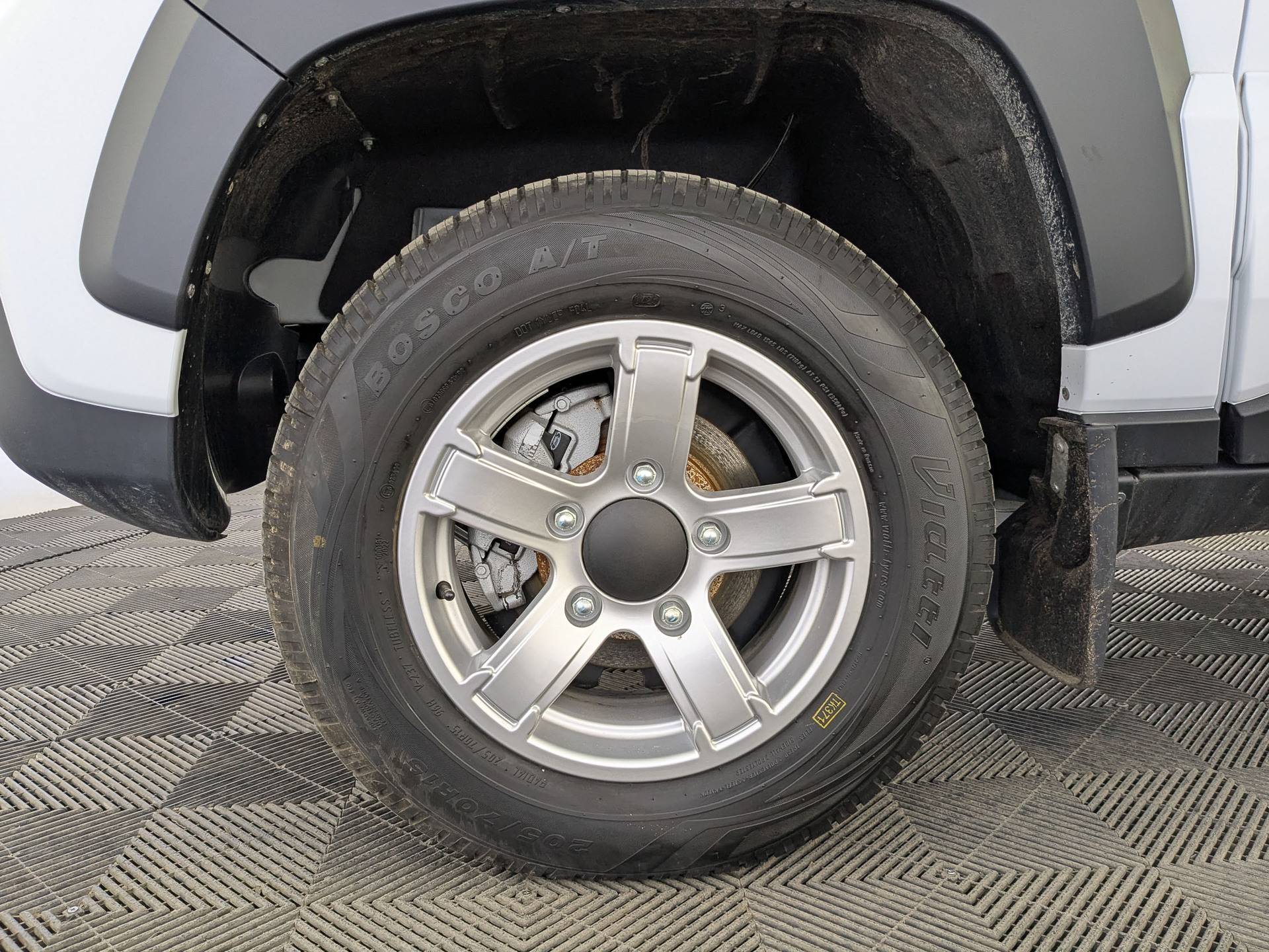 Lada Niva Travel Comfort 24 MMS 1.7 80hp 5MT