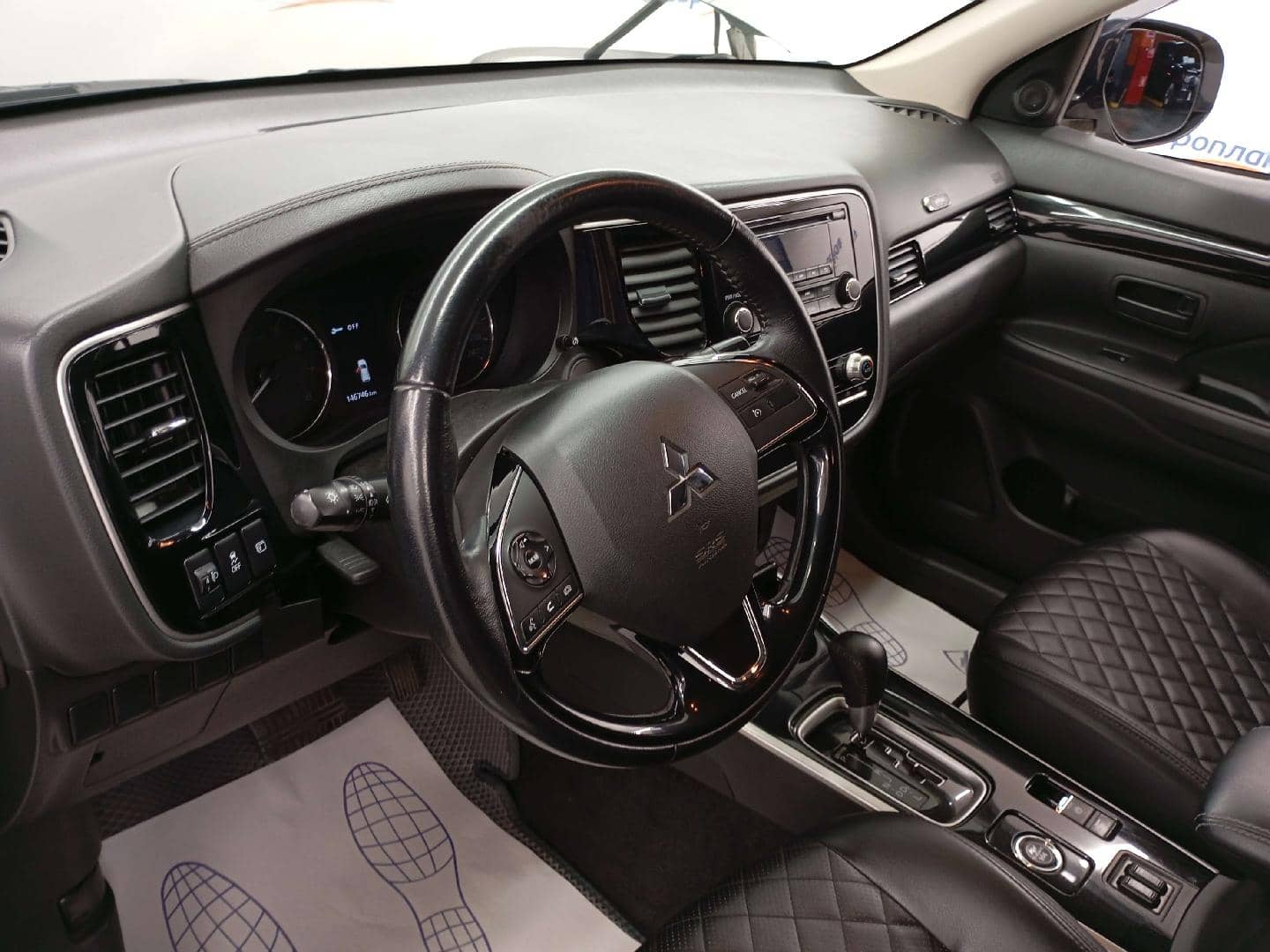 Mitsubishi Outlander,  146 746 км, 2021 года в лизинг