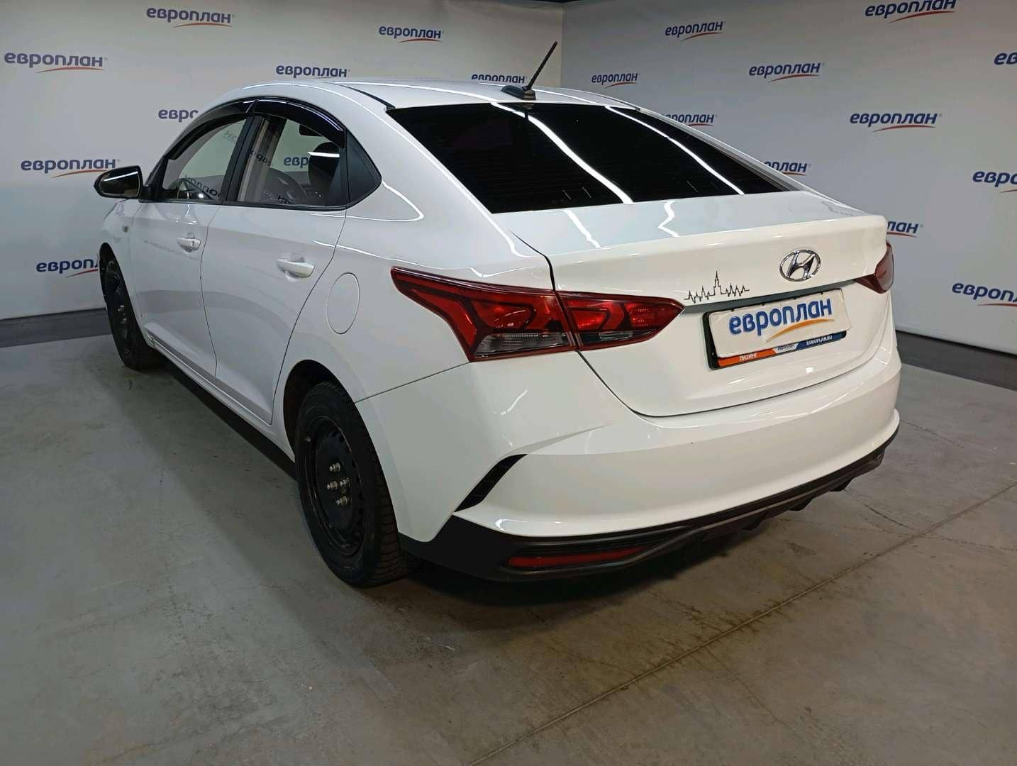 Hyundai Solaris,  185 054 км, 2021 года в лизинг