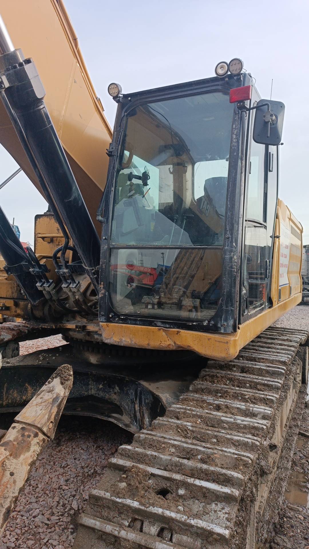 CATERPILLAR 350, 2021 года в лизинг