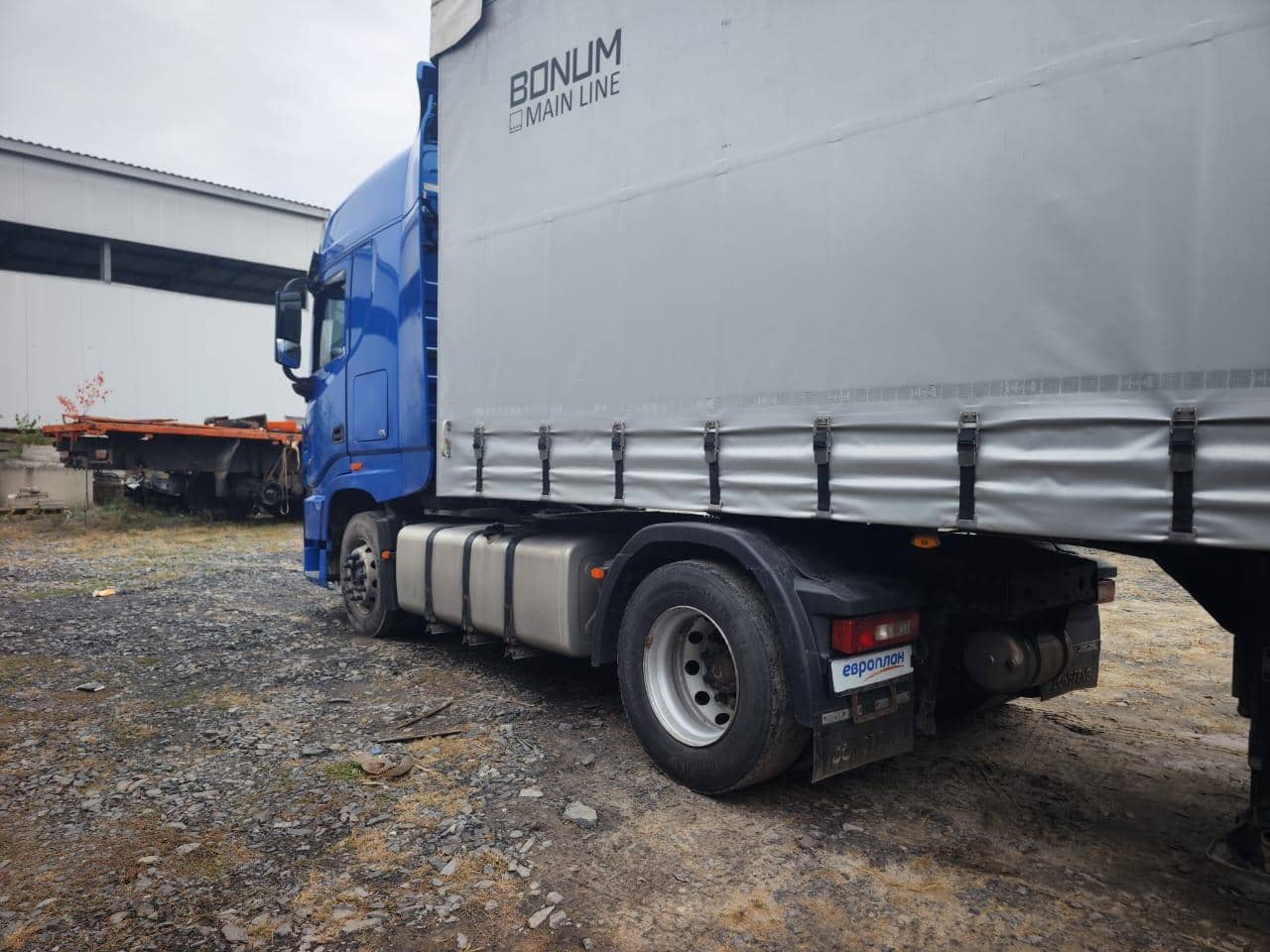 DongFeng DFH4180 4x2 (KX, Евро-6),  327 385 км, 2023 года в лизинг