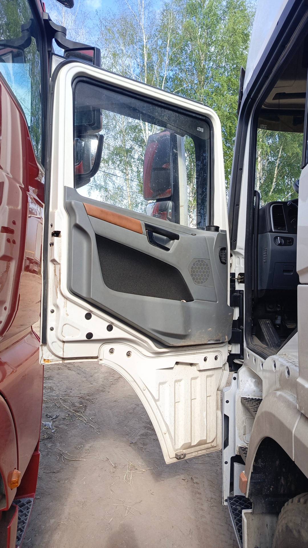 Shacman SX42584V324,  86 502 км, 2023 года в лизинг