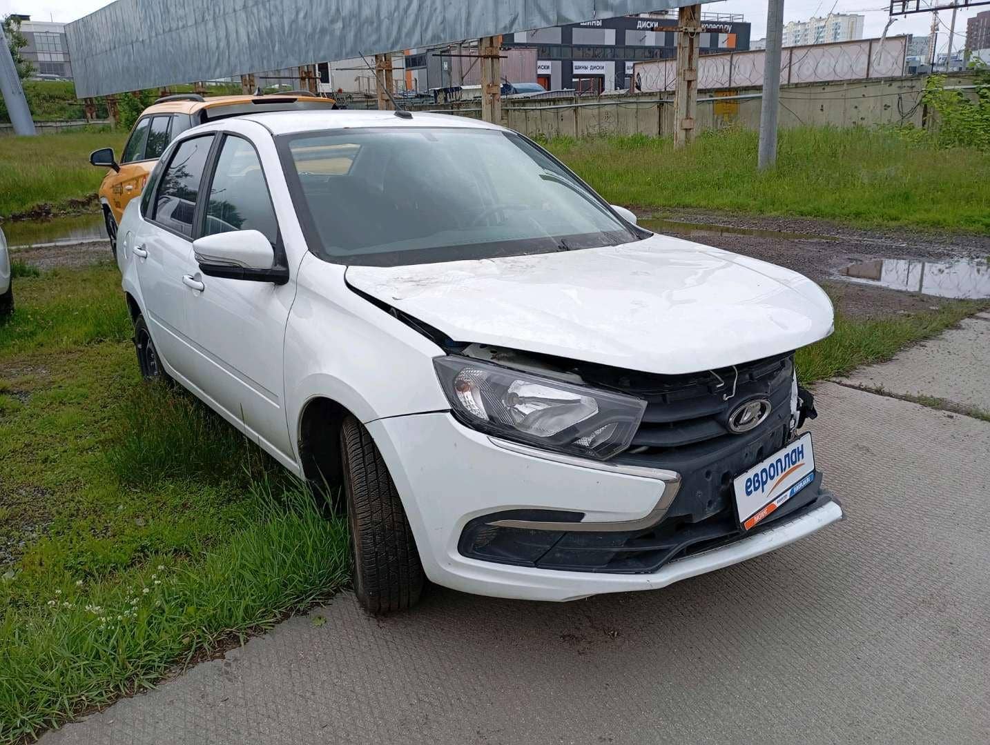 Lada Granta седан,  48 749 км, 2023 года в лизинг