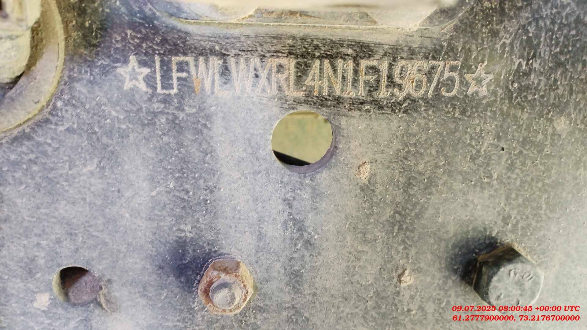FAW CA3250P66K24L1TE5 6x6,  73 278 км, 2022 года
