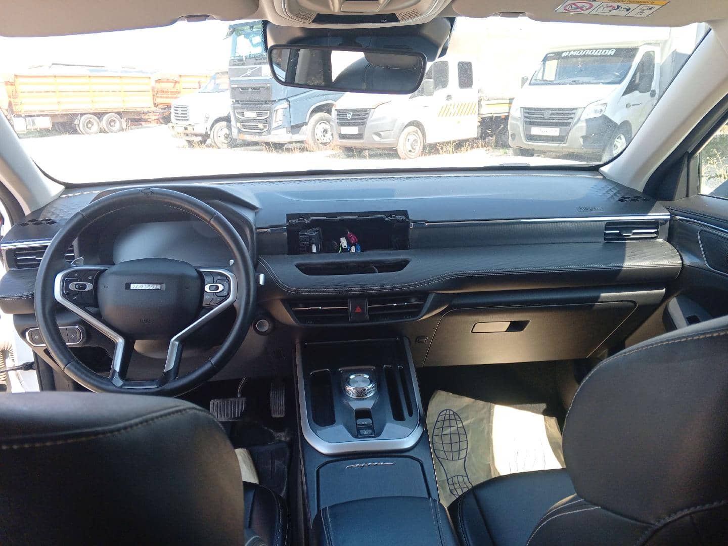 Haval Jolion,  143 131 км, 2023 года в лизинг
