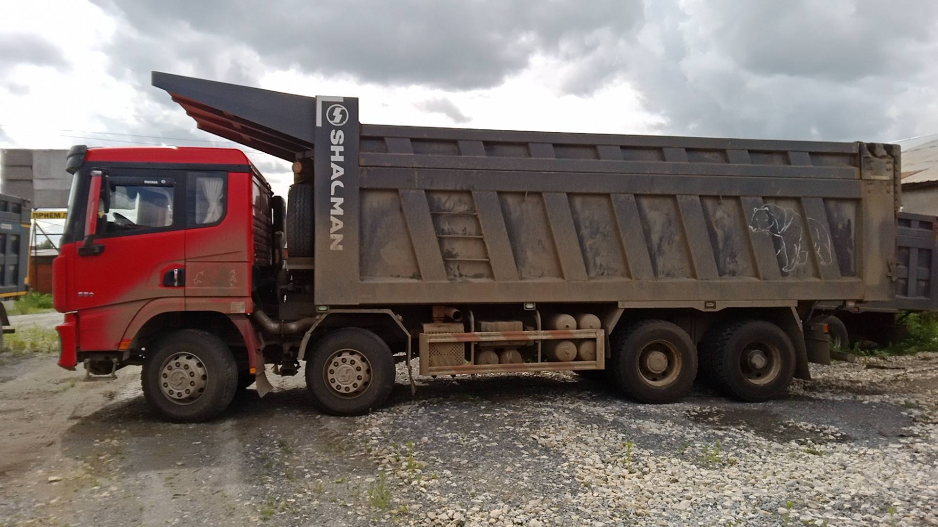 Shacman SX331863366,  185 257 км, 2023 года в лизинг