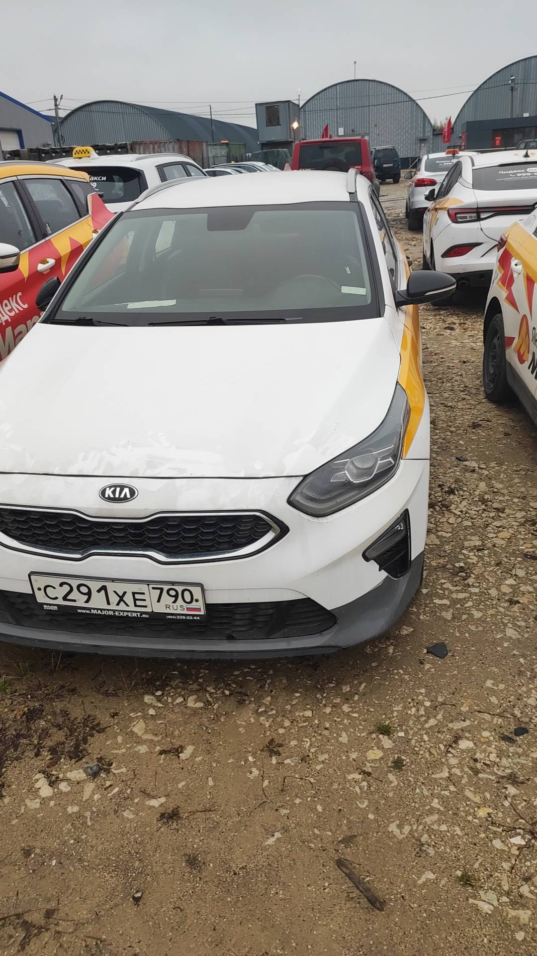 KIA Ceed SW,  240 000 км, 2019 года в лизинг