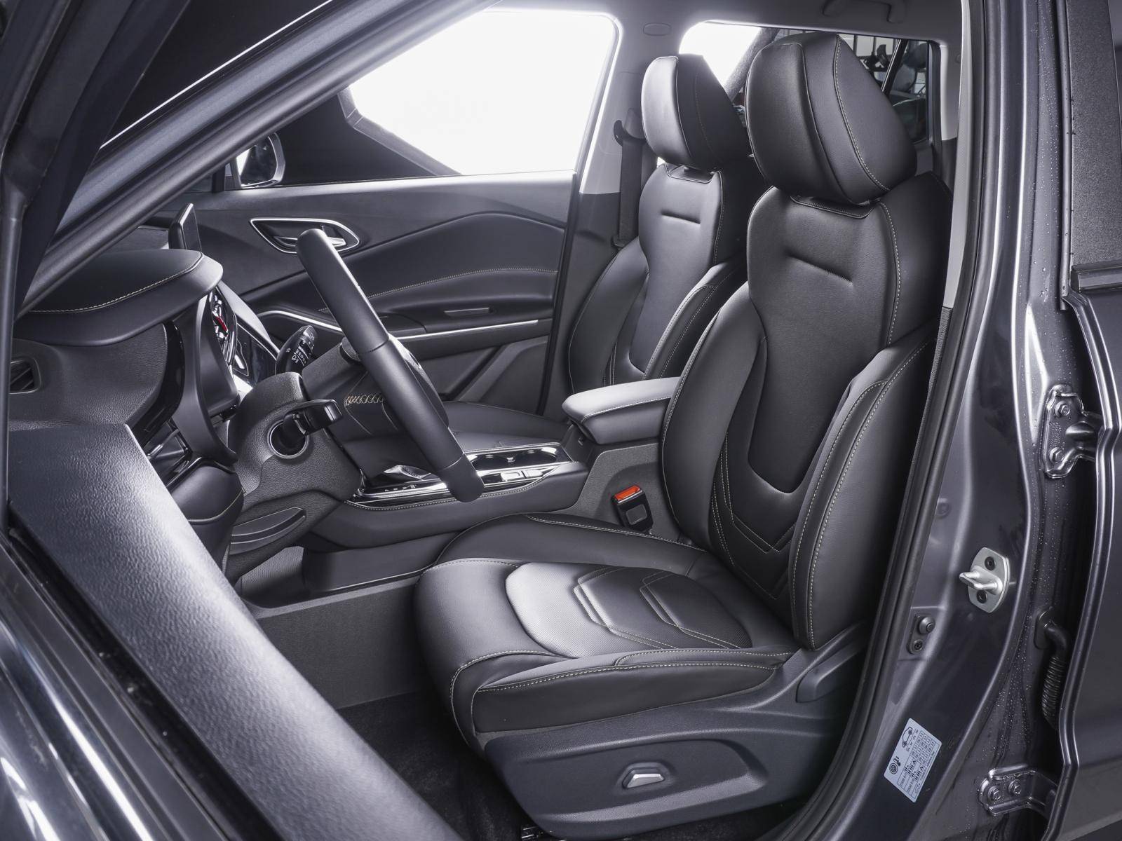 Москвич 3 Комфорт 1.5Т CVT