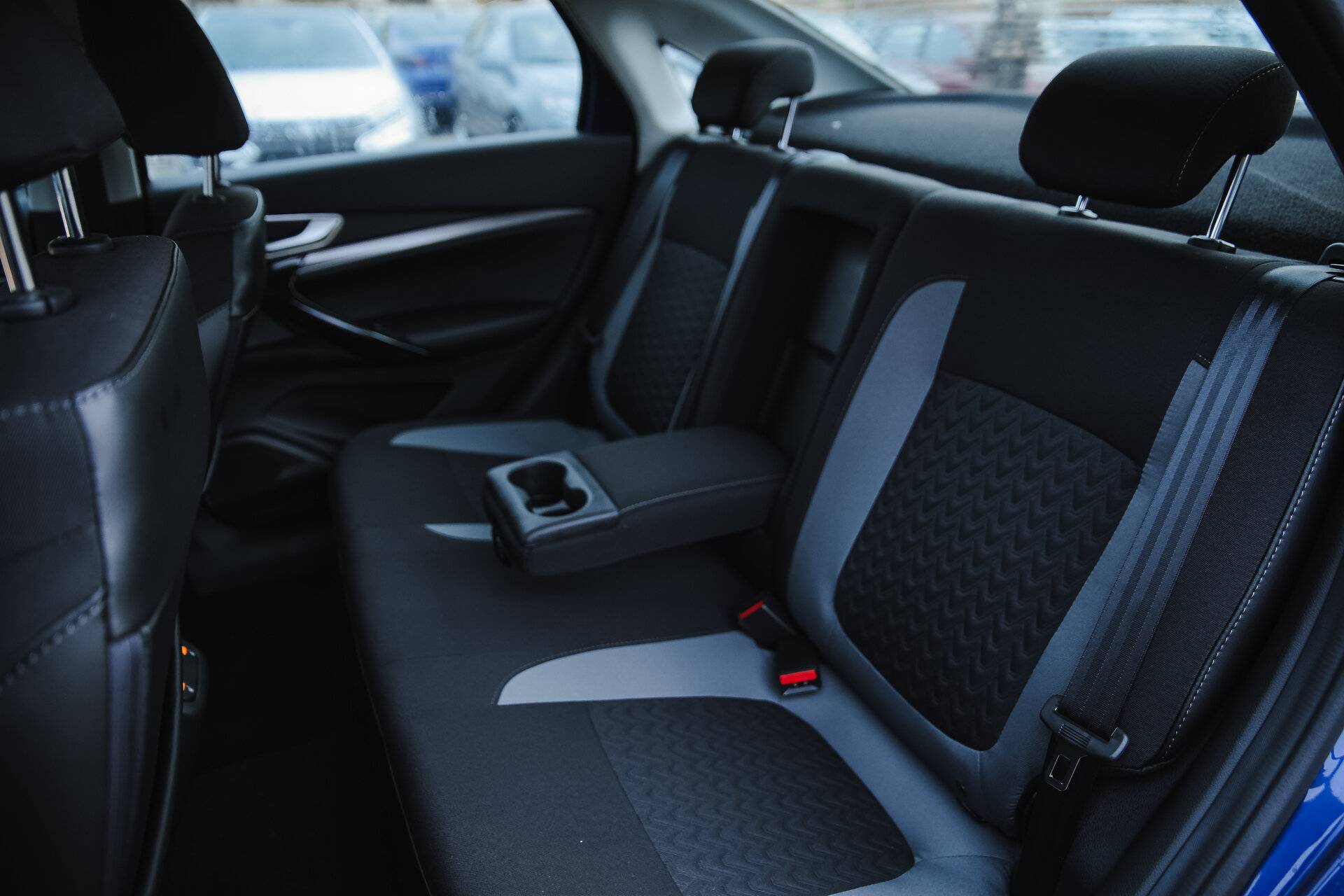 Lada Vesta седан Enjoy 24 1.8 122hp AT